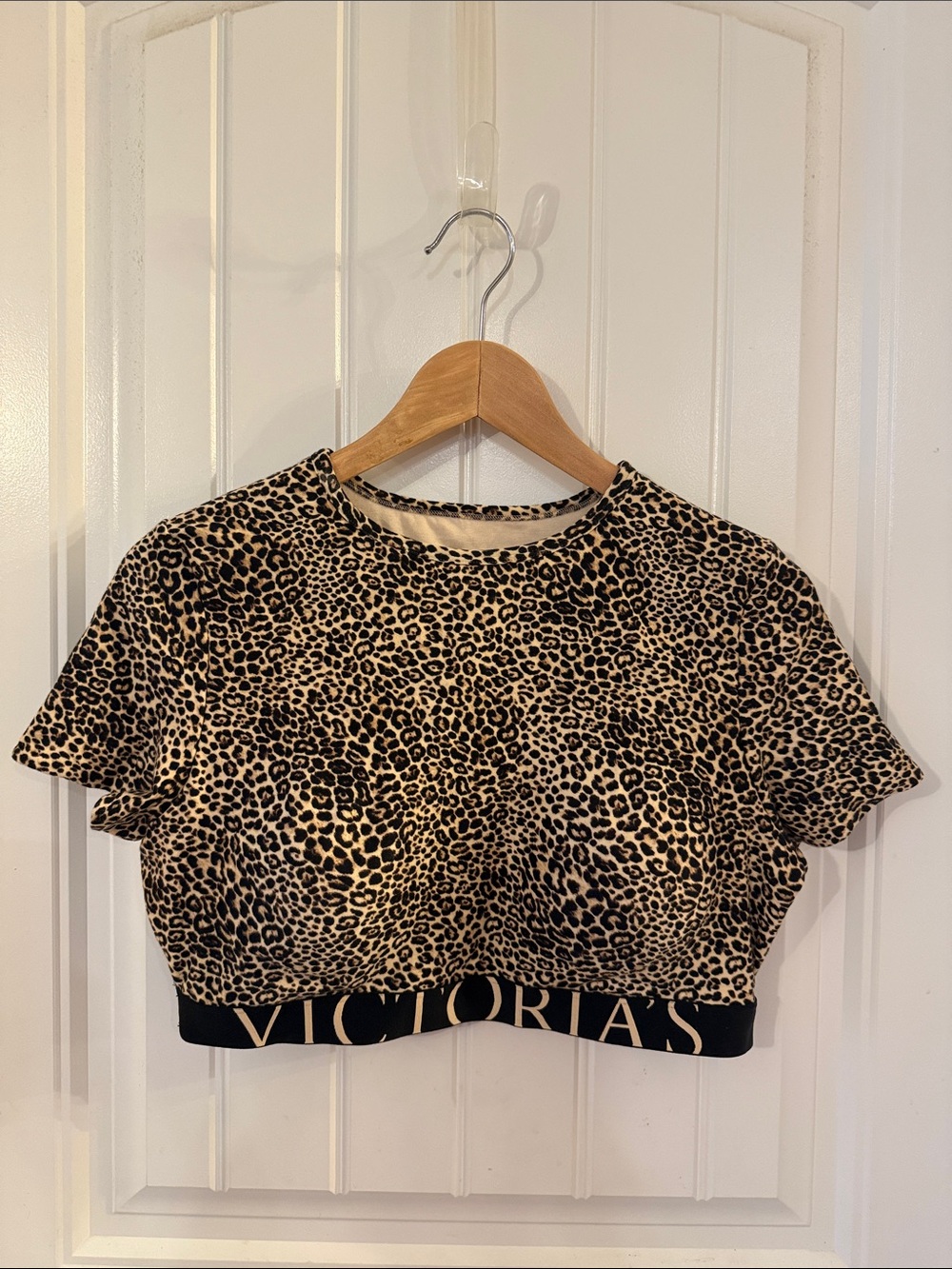 ❤️❤️ Victoria's Secret The T-Shirt -- Short Sleeve Leopard XL Bralette Crop Top